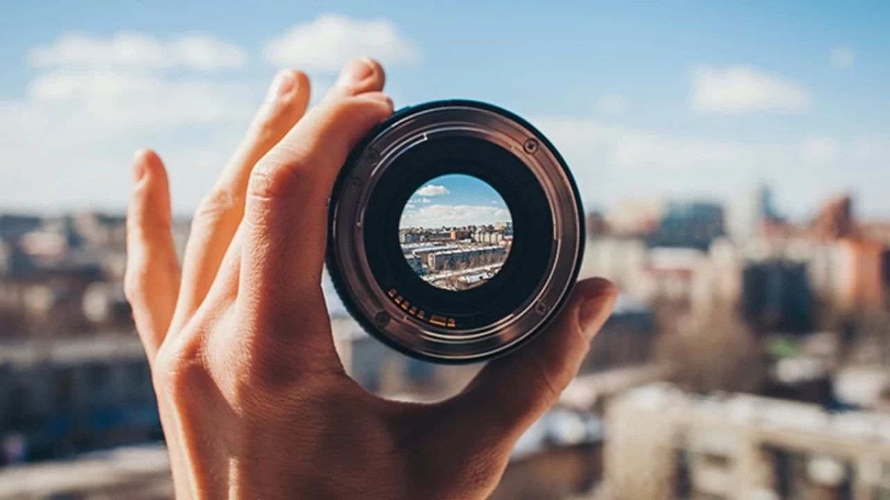 Fotoğraf Makinesindeki Lens Ne İşe Yarar? Lens Çeşitleri