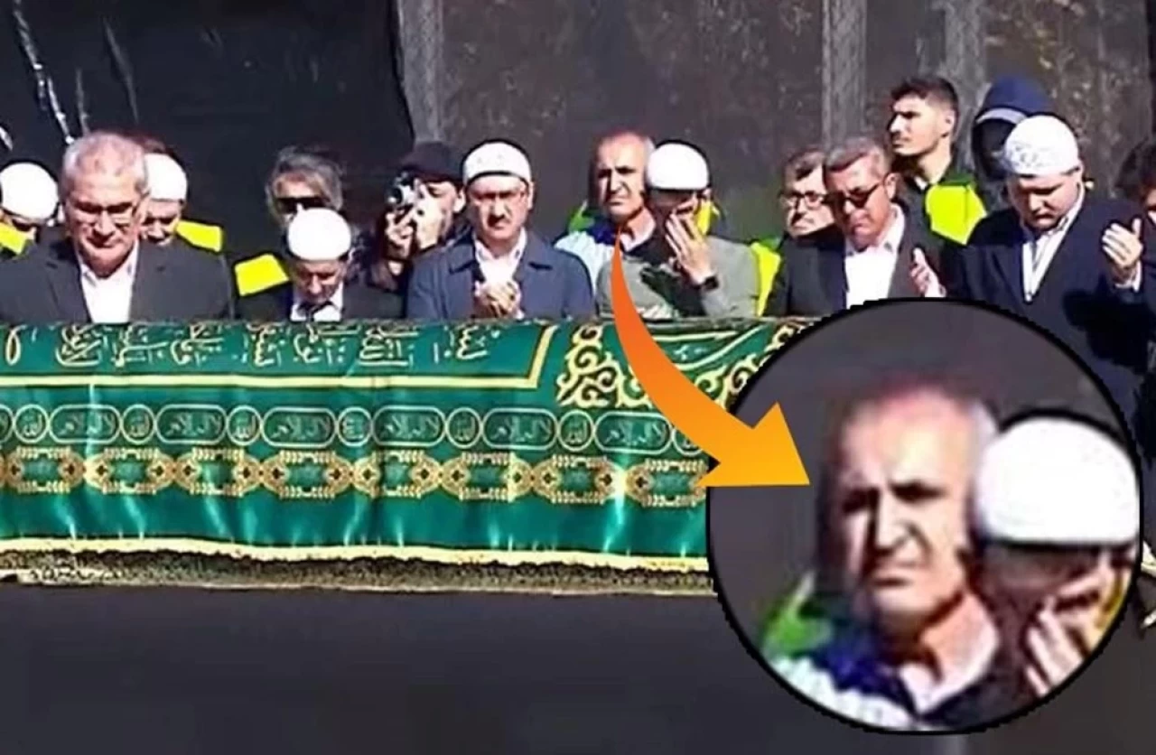 Adil Öksüz Fethullah Gülen’in Cenazesine Mi Katıldı?