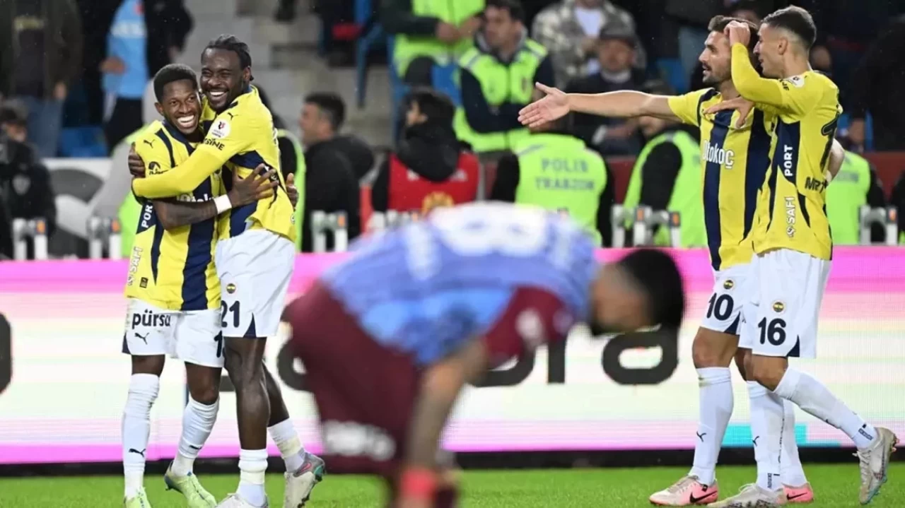 Fenerbahçe Trabzonspor'u 3-2 Yendi! Maç Özeti, Goller ve Öne Çıkan Anlar