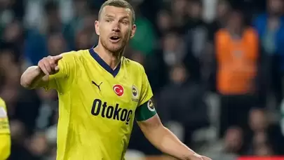 Edin Dzeko Kulübeye Çekiliyor! En-Nesyri Fenerbahçe’nin Yeni Birinci Forveti Oldu