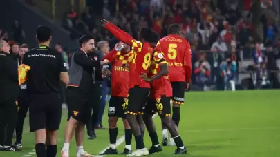 Trabzonspor’un Yenilmezlik Serisi Göztepe Karşısında Bitti! Son Dakikada Gelen Gol Nefes Kesti