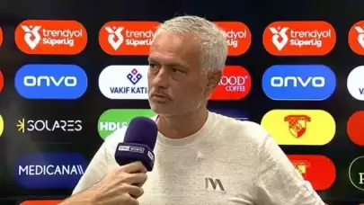 Jose Mourinho’dan Samsunspor Maçı Sonrası Hakem Tepkisi! Bazı Takımlar İçin Faul, Bizim İçin Değil