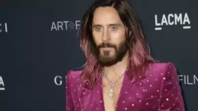 Sahneden Otobüse! Jared Leto İstanbul’u Toplu Taşımayla Keşfetti