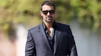 İbrahim Çelikkol Ödül Almaya Sevgilisiyle Gitti! İtalyanları Gölgede Bıraktı!