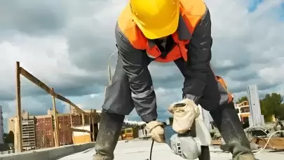 Belediyelere Büyük İşçi Alımı Başladı! Beden İşçisi ve Otobüs Şoförü Kadroları için Hemen Başvurun!